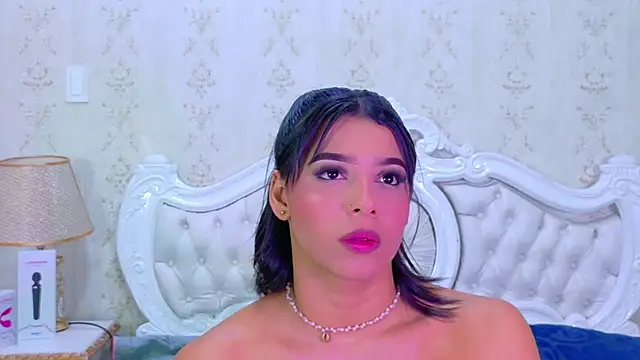 TiaraRosse online show from November 2025 02:58:02 AM