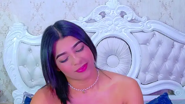 TiaraRosse online show from November 2025 05:39:02 AM