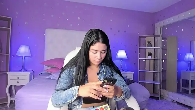 Snapshot of scarlette_15_ chatting on January 2026 03:11:01 AM scarlette 15 online show from January 2026 03:11:01 AM