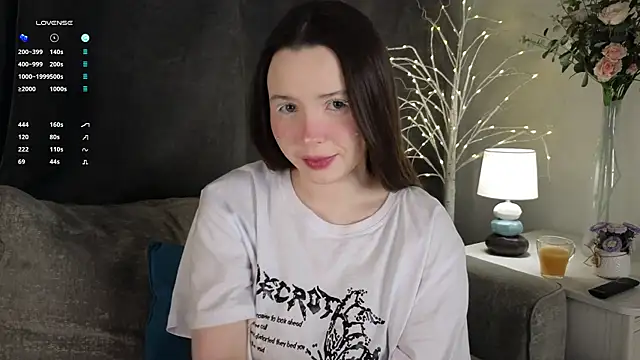 Snapshot of GarynAnstead chatting on December 2024 11:22:02 AM GarynAnstead online show from December 2024 11:22:02 AM