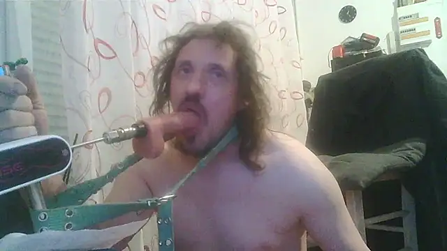 cyril020202 online show from March 2026 11:53:02 PM