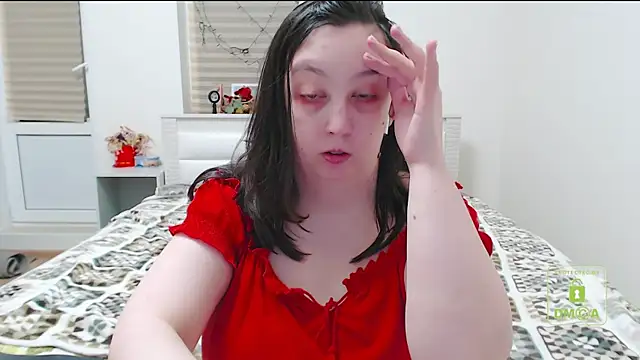 cute and hot online show from January 2025 03:25:01 PM