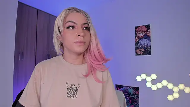 Snapshot of cyberzoe chatting on February 2026 03:27:02 PM cyberzoe online show from February 2026 03:27:02 PM