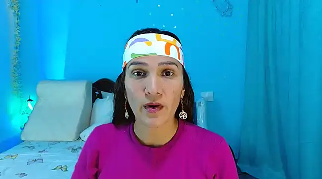 Snapshot of venus_swet_ chatting on February 2025 12:38:02 AM venus swet  online show from February 2025 12:38:02 AM
