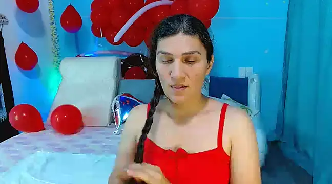 Snapshot of venus_swet_ chatting on February 2025 01:43:02 AM venus swet  online show from February 2025 01:43:02 AM