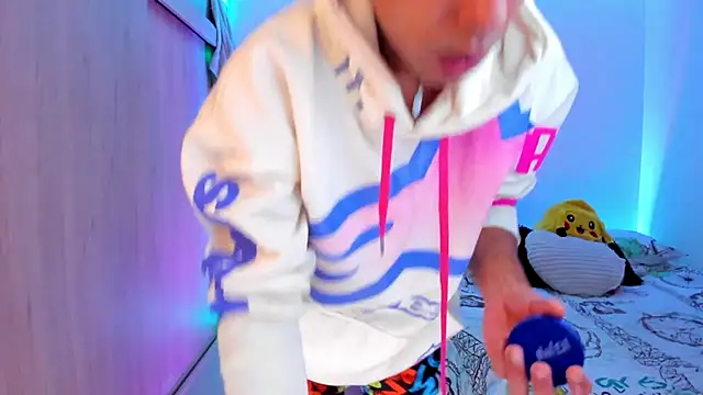 aldrinwhite online show from January 2026 04:11:01 PM