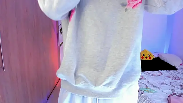 aldrinwhite online show from March 2026 04:23:01 PM