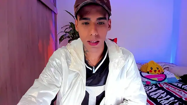 aldrinwhite online show from March 2026 06:51:02 PM