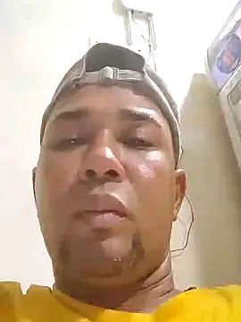 Frankie0880 online show from February 2025 02:40:01 AM