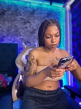 Melany Williams online show from October 2025 01:10:02 PM