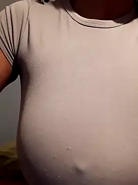 Snapshot of realsquirter chatting on September 2025 08:13:01 PM realsquirter online show from September 2025 08:13:01 PM