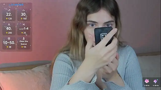 chloi hes online show from December 2024 10:41:01 AM