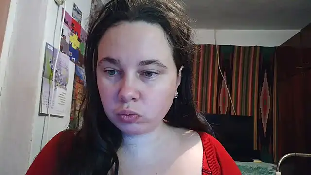 Cora Maro online show from October 2025 01:15:02 PM