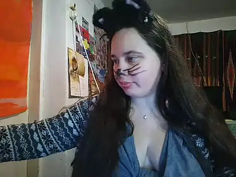 Cora Maro online show from November 2025 01:56:02 PM