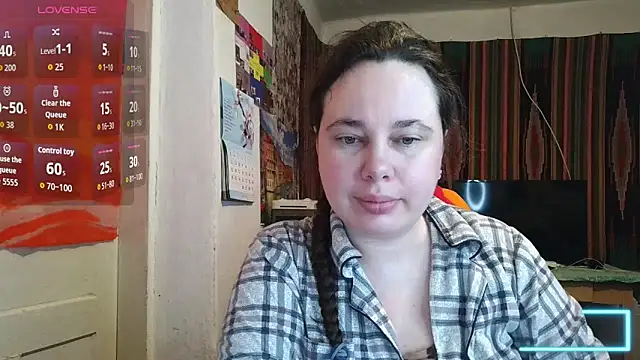 Snapshot of Cora_Maro chatting on April 2026 10:18:02 PM Cora Maro online show from April 2026 10:18:02 PM