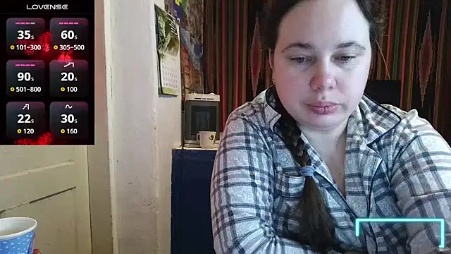 Snapshot of Cora_Maro chatting on May 2026 11:21:02 PM Cora Maro online show from May 2026 11:21:02 PM