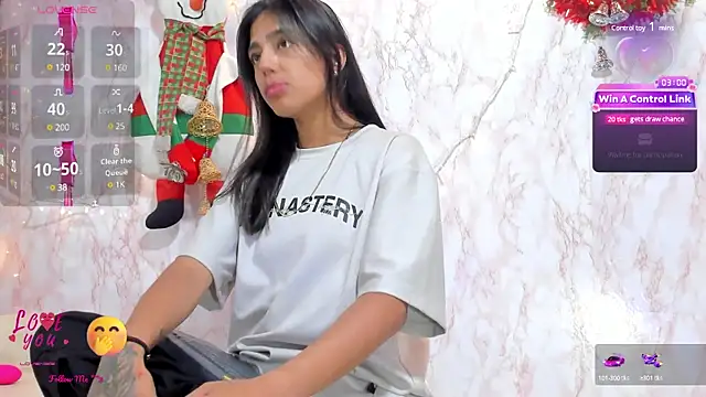 BarbieHotLaura online show from December 2024 07:54:01 PM