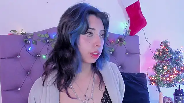 Nyx nayla online show from December 2024 12:01:01 AM