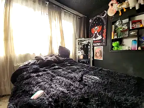 Nyx nayla online show from December 2024 02:16:02 PM