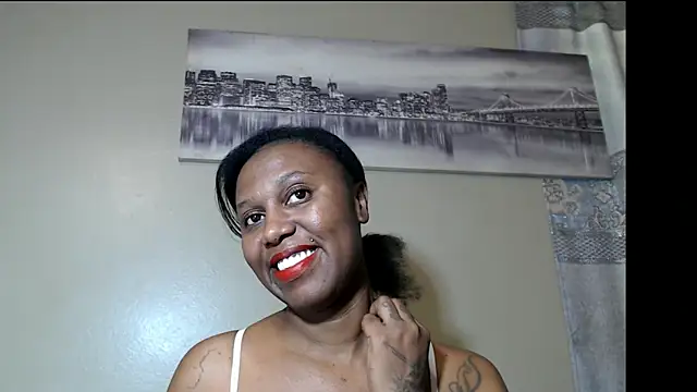 Snapshot of YourDreamLady22 chatting on November 2025 08:46:02 AM YourDreamLady22 online show from November 2025 08:46:02 AM