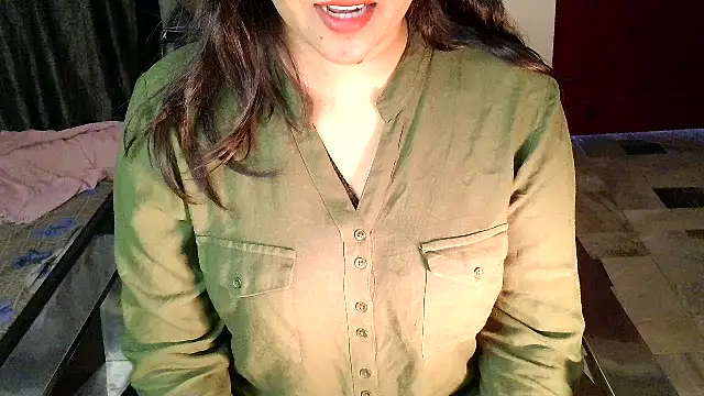 aarushi sharmaa online show from December 2025 07:47:02 AM