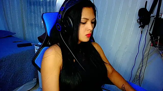 Snapshot of MOMMYJEVAA chatting on March 2025 08:53:01 PM MOMMYJEVAA online show from March 2025 08:53:01 PM