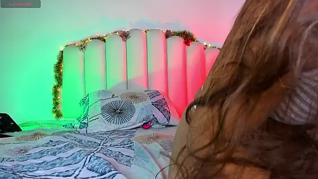 Snapshot of Daila_20_ chatting on November 2025 01:58:02 PM Daila 20 online show from November 2025 01:58:02 PM