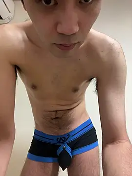 ryusei18570 online show from April 2026 07:45:01 PM