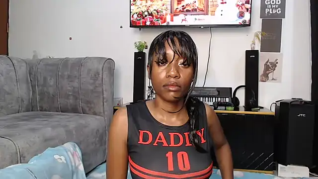 Zuri- online show from December 2025 02:41:02 AM