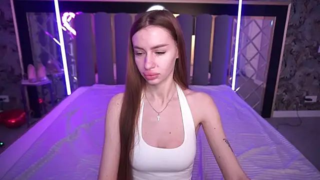 Snow WhiteeeX online show from April 2026 05:33:02 AM