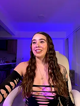 Lanataylor- online show from September 2025 03:38:02 AM