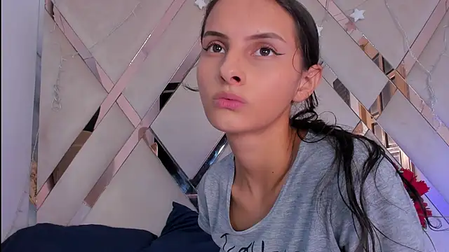 ninaht online show from January 2026 08:45:02 PM