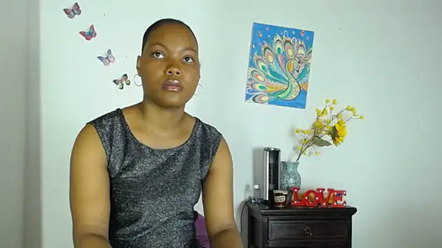 Snapshot of Madison__12 chatting on December 2024 08:22:01 PM Madison  12 online show from December 2024 08:22:01 PM