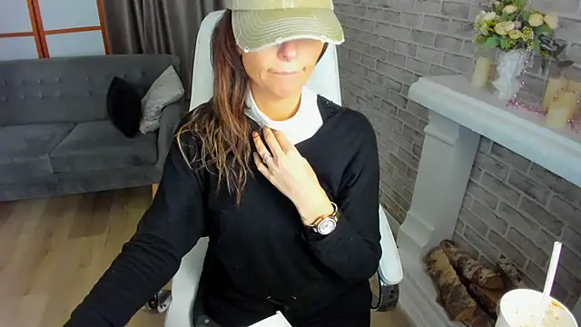 Elizabe th online show from January 2025 08:42:01 PM