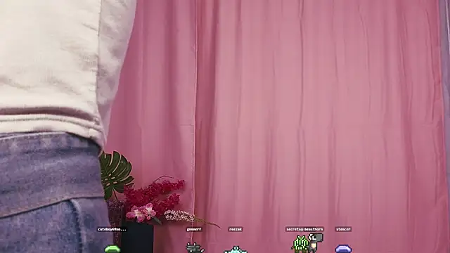 KimWilli online show from December 2024 07:11:01 PM