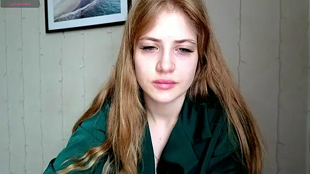 Snapshot of PureAlisMiracle chatting on January 2025 09:06:02 AM PureAlisMiracle online show from January 2025 09:06:02 AM