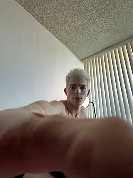 cbuchanan15 online show from February 2026 10:20:02 PM