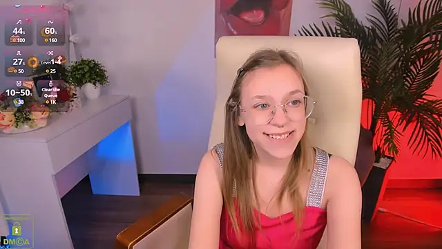 LayriantaVee online show from February 2025 01:21:02 PM