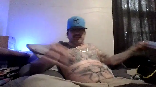 Snapshot of clitstitsandbongrips chatting on November 2025 08:20:02 PM clitstitsandbongrips online show from November 2025 08:20:02 PM