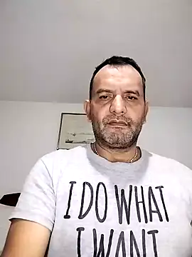 RogueTraveler online show from September 2025 04:25:02 AM