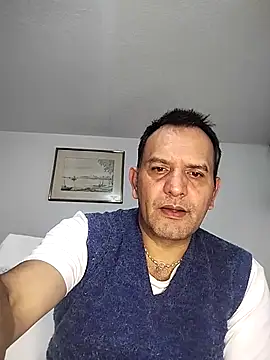 RogueTraveler online show from October 2025 03:10:02 AM