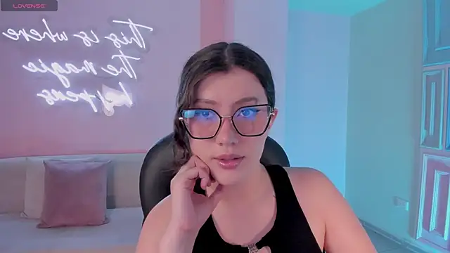 Snapshot of AmberFarrell chatting on July 2026 08:47:01 PM AmberFarrell online show from July 2026 08:47:01 PM