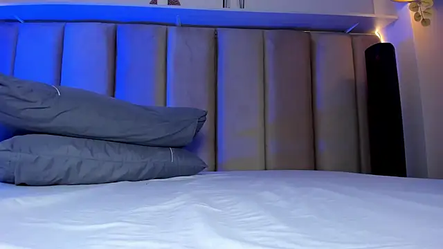 shysweets online show from October 2025 03:52:01 PM