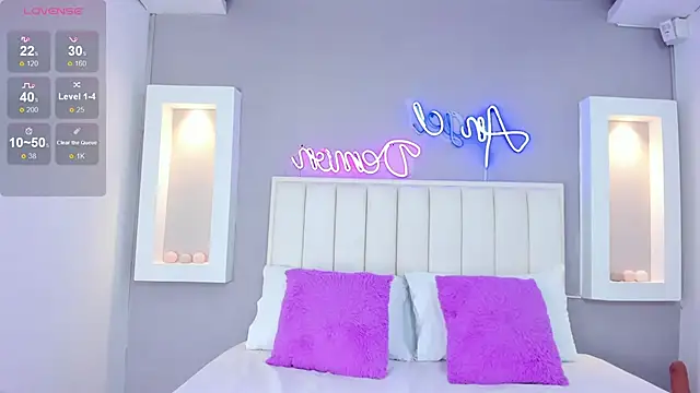 HannaPaola online show from March 2025 10:38:01 PM