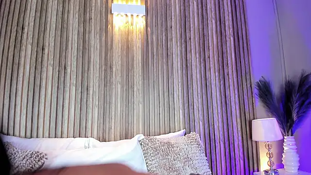 HannaPaola online show from January 2026 10:47:02 PM