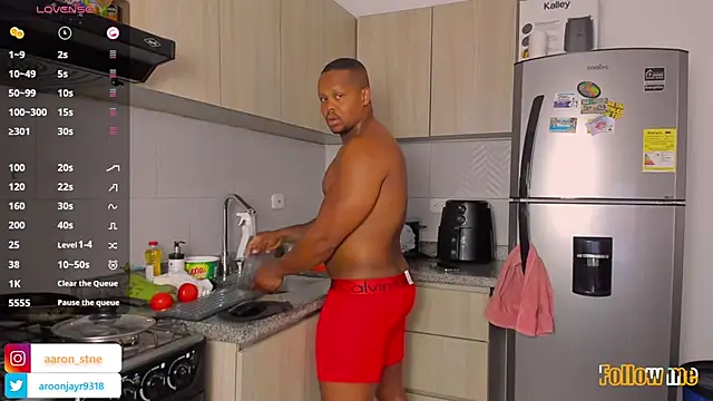 Aaron ST online show from February 2026 04:18:01 PM