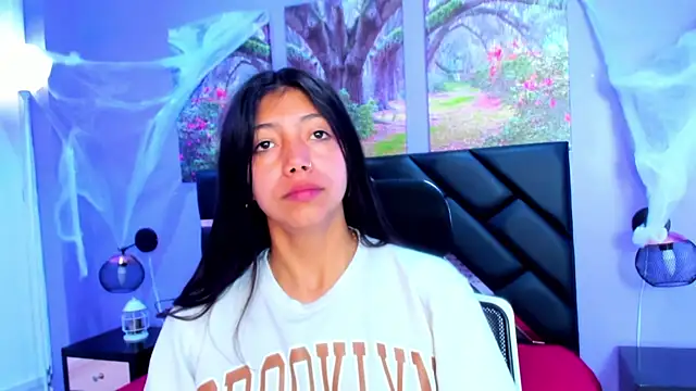 KimberlyVillaLobos online show from October 2025 11:36:02 AM