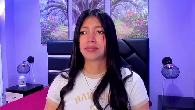 KimberlyVillaLobos online show from November 2025 11:32:01 AM