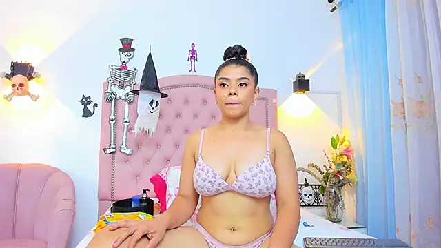 JulieeHabubu online show from October 2025 03:20:02 AM