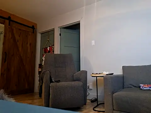 Snapshot of Frankdick01 chatting on December 2025 10:03:01 PM Frankdick01 online show from December 2025 10:03:01 PM